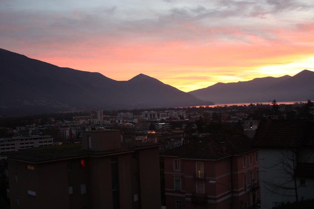 Ferienwohnung Montana Lago Locarno Phòng bức ảnh